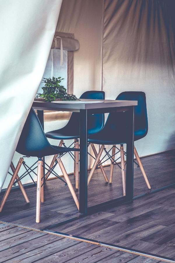 Glamping Pod Gwiazdami Pietrusza Wola Hotell Eksteriør bilde